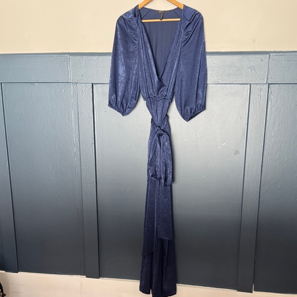 BCBGMAXAZRIA Elegant Navy Silk Wrap jumpsuit size Medium